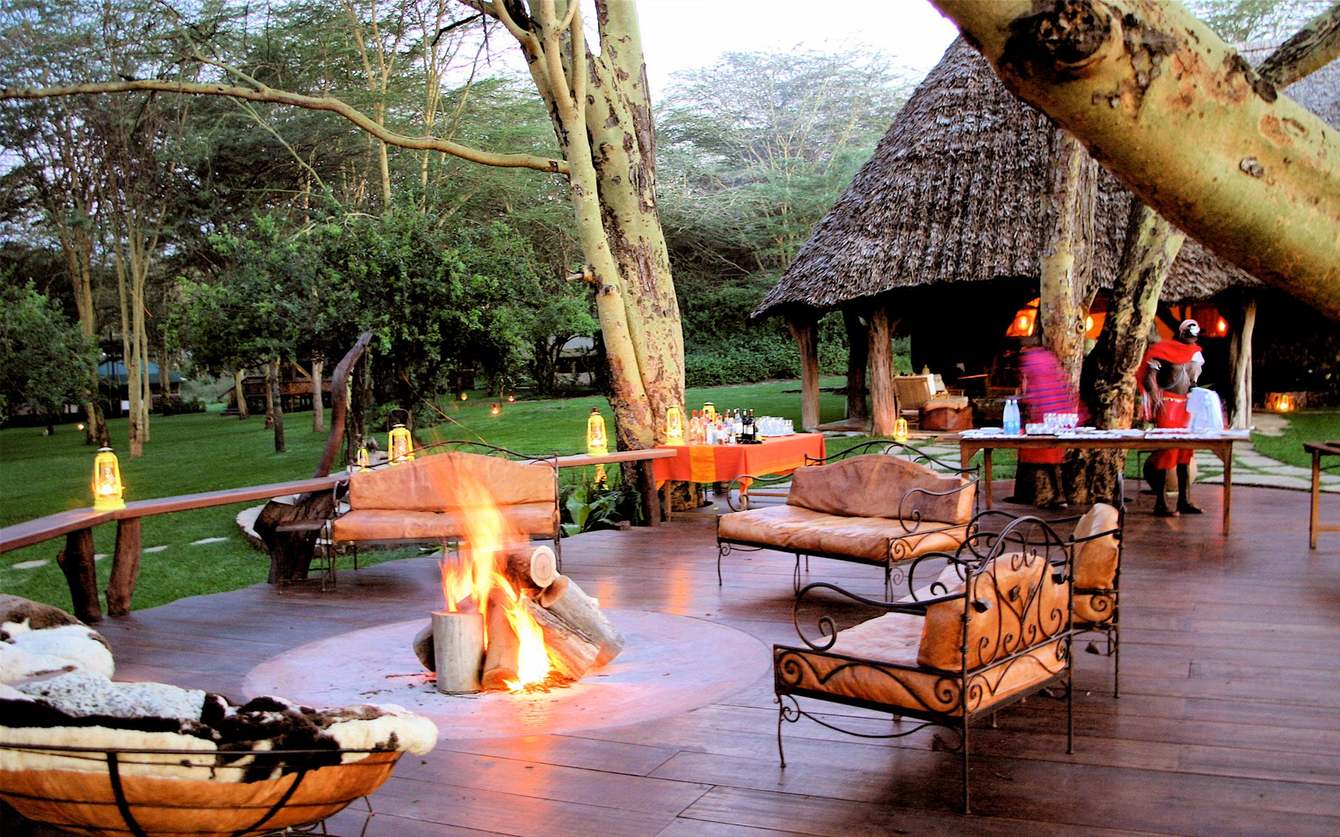 sirikoi-camp-outdoor-deck