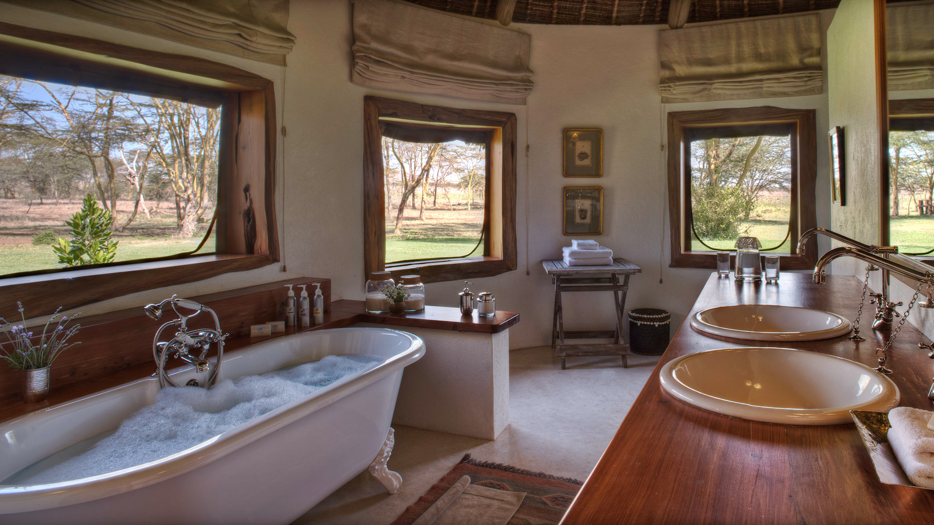 sirikoi-lodge-house-bathroom